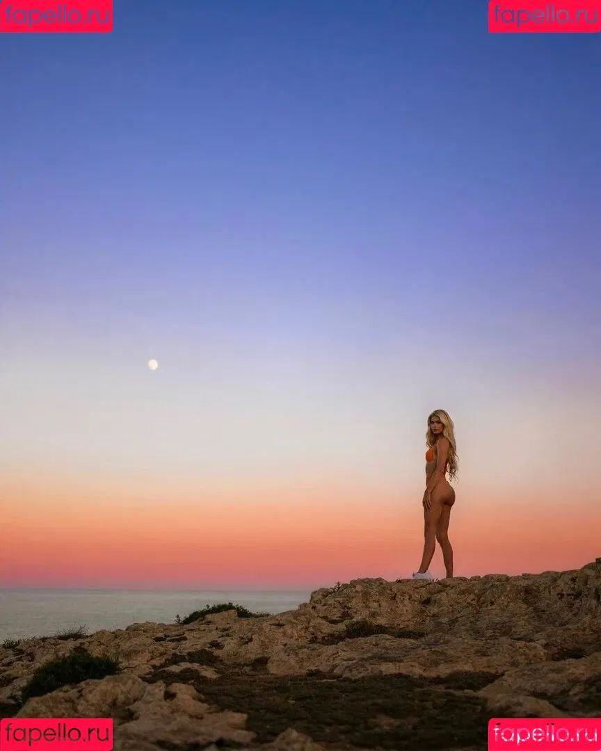 Pamela Reif / pamela_rf Onlyfans Photo Gallery 