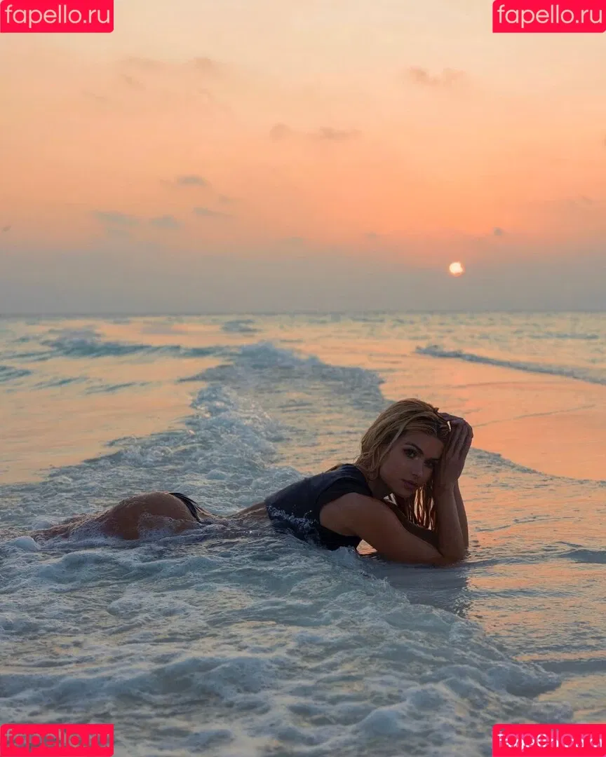 Pamela Reif / pamela_rf Onlyfans Photo Gallery 