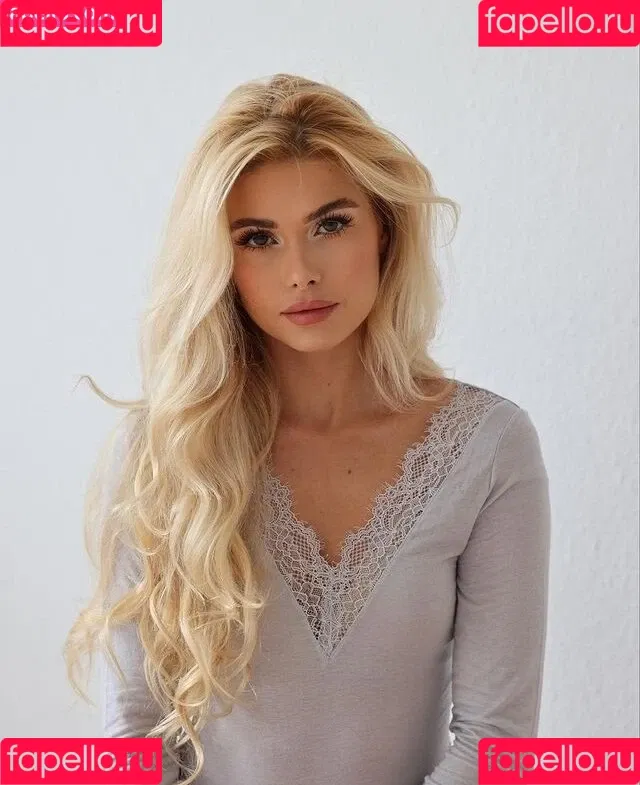 Pamela Reif / pamela_rf Onlyfans Photo Gallery 