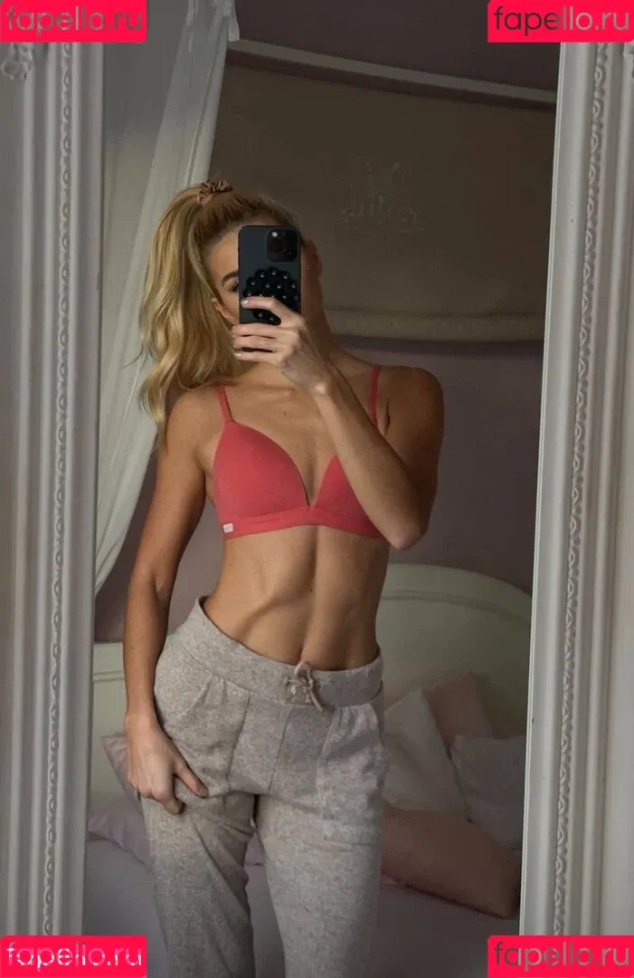 Pamela Reif / pamela_rf Onlyfans Photo Gallery 