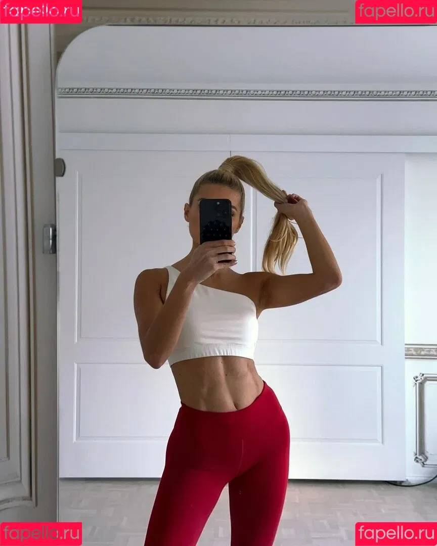 Pamela Reif / pamela_rf Onlyfans Photo Gallery 