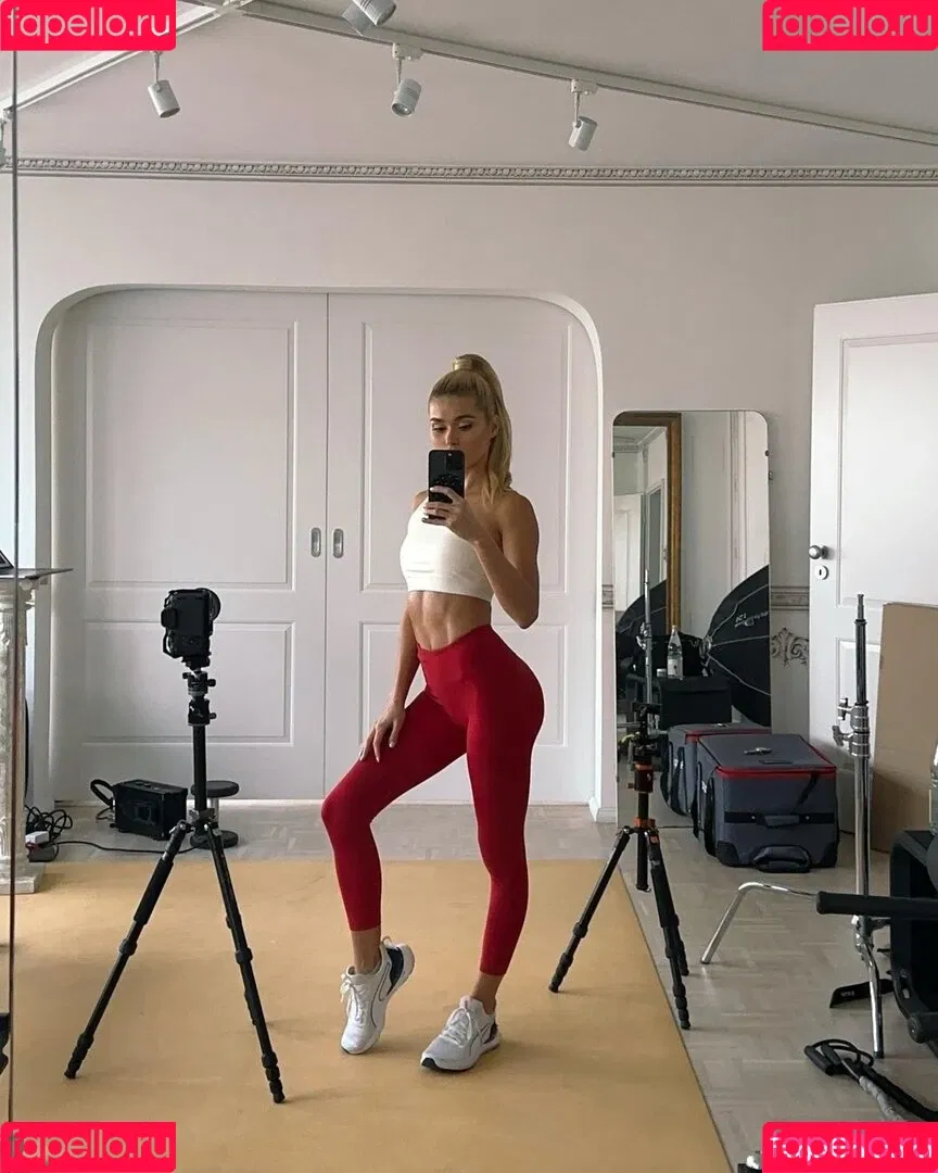 Pamela Reif / pamela_rf Onlyfans Photo Gallery 