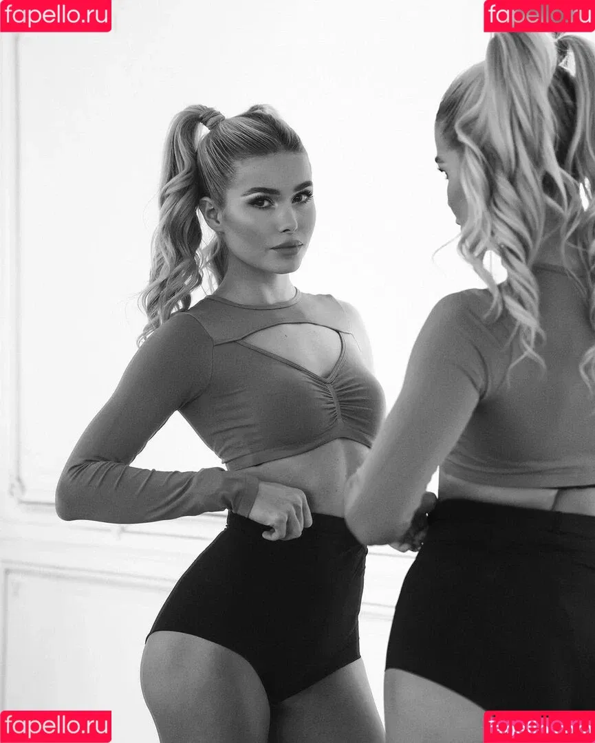 Pamela Reif / pamela_rf Onlyfans Photo Gallery 