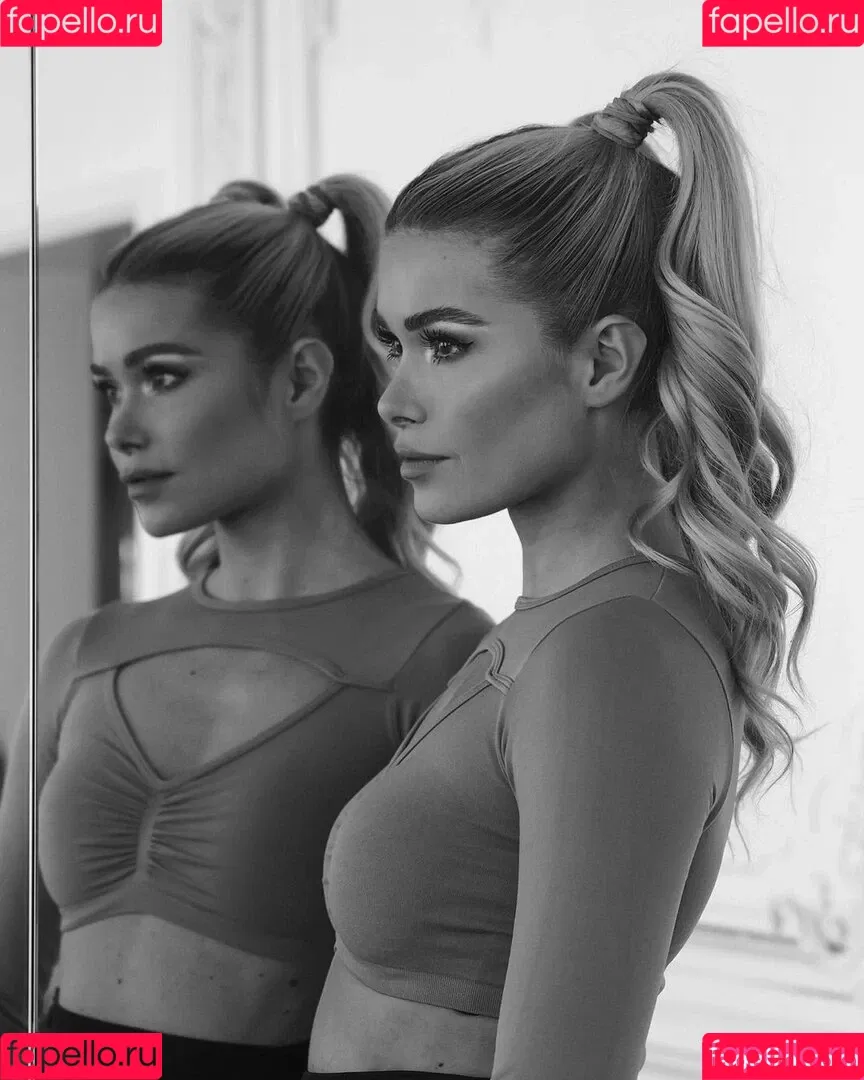 Pamela Reif / pamela_rf Onlyfans Photo Gallery 