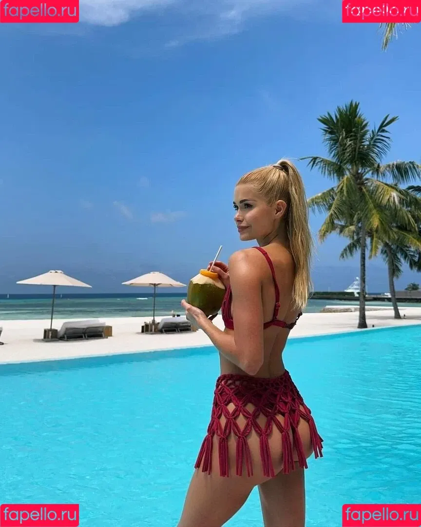 Pamela Reif / pamela_rf Onlyfans Photo Gallery 