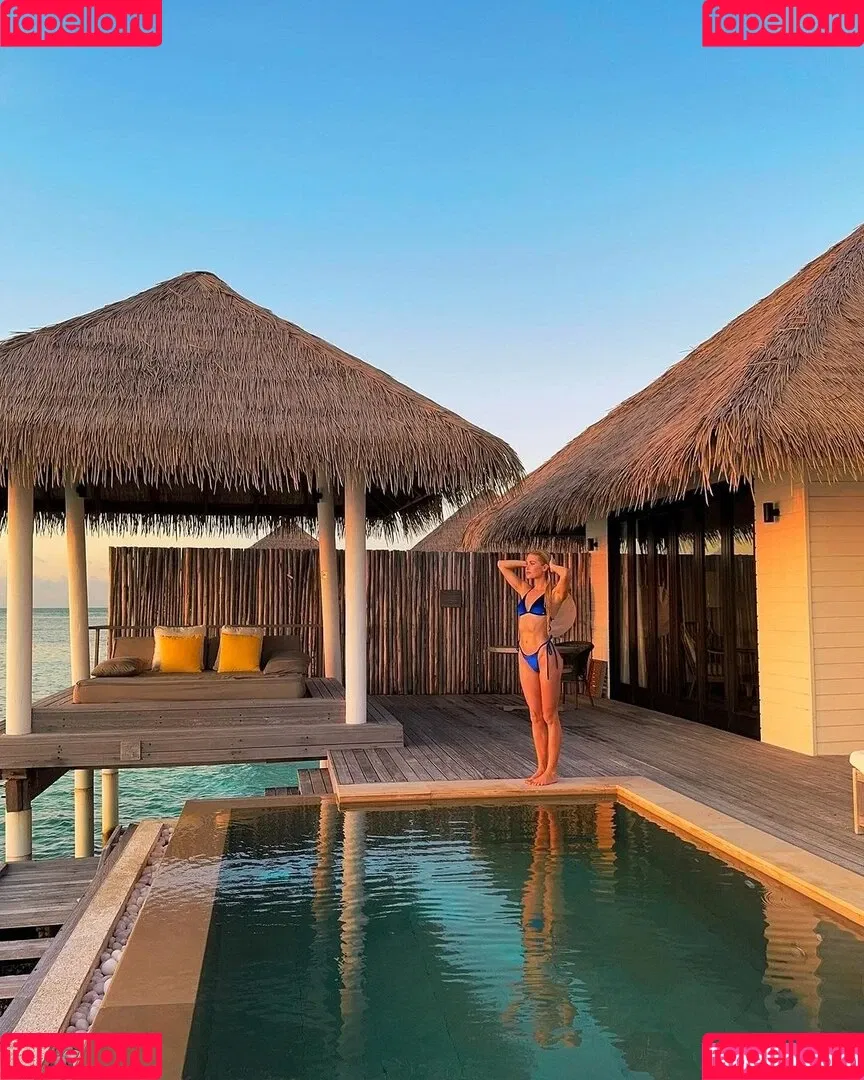 Pamela Reif / pamela_rf Onlyfans Photo Gallery 