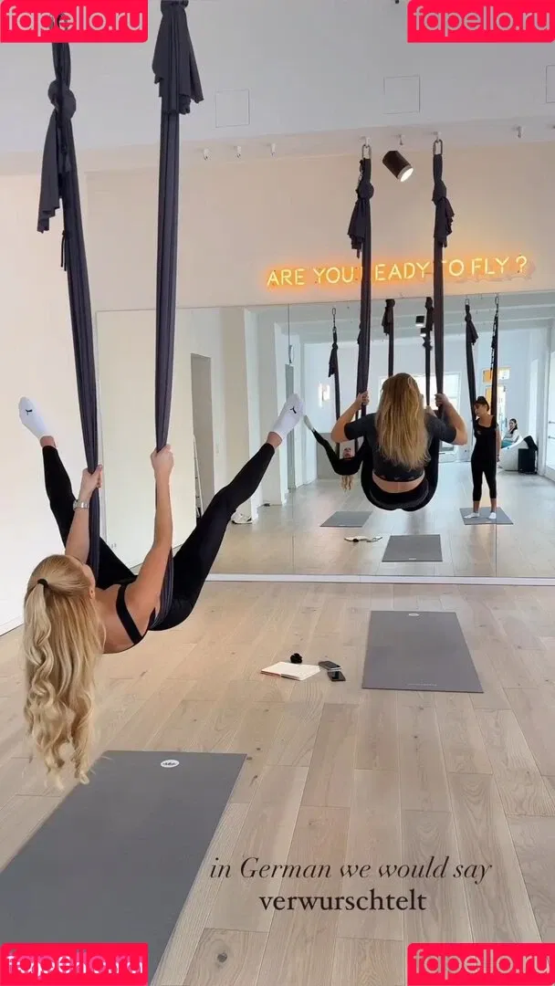 Pamela Reif / pamela_rf Onlyfans Photo Gallery 