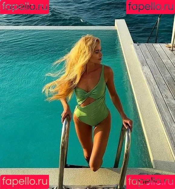 Pamela Reif / pamela_rf Onlyfans Photo Gallery 