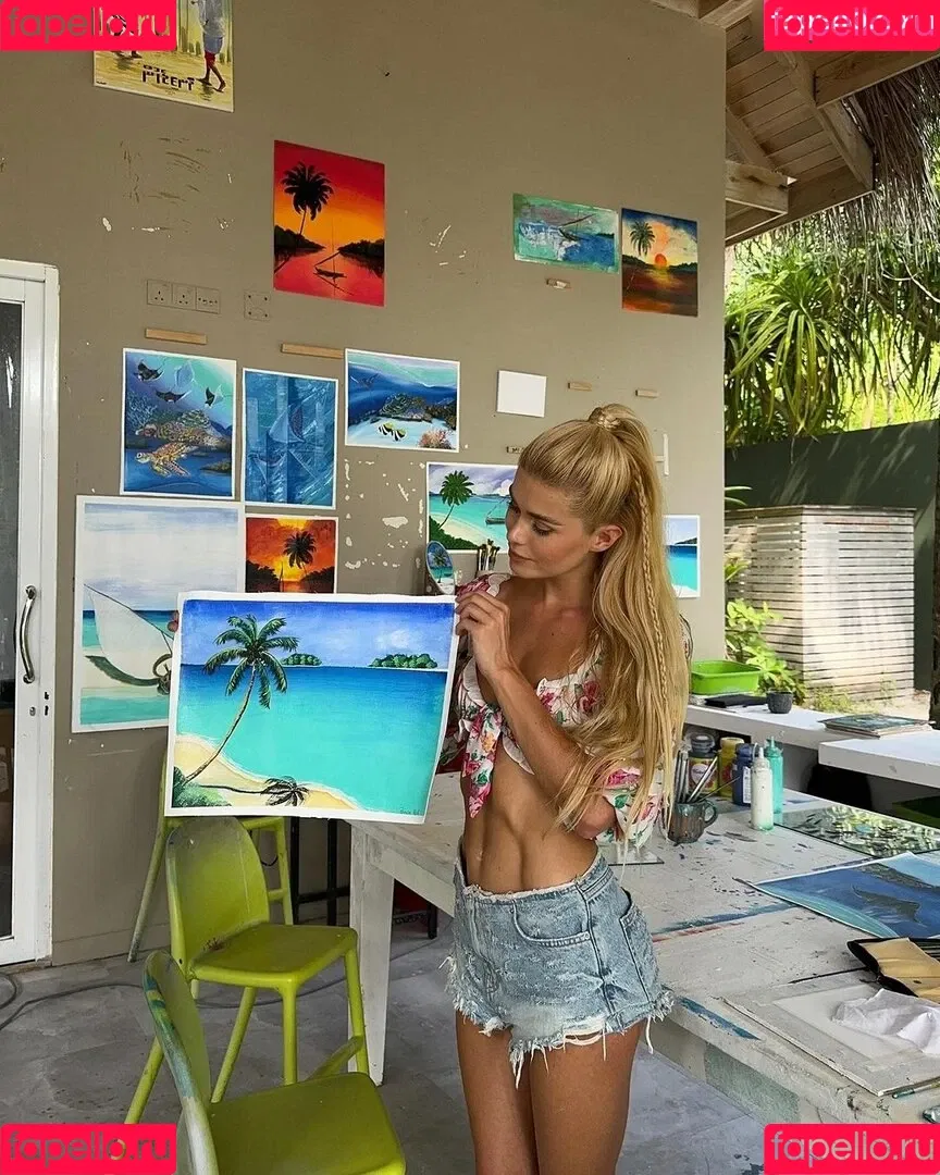 Pamela Reif / pamela_rf Onlyfans Photo Gallery 