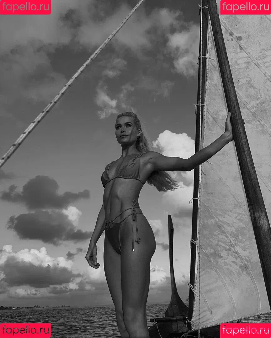 Pamela Reif / pamela_rf Onlyfans Photo Gallery 