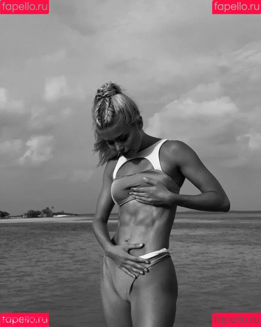 Pamela Reif / pamela_rf Onlyfans Photo Gallery 