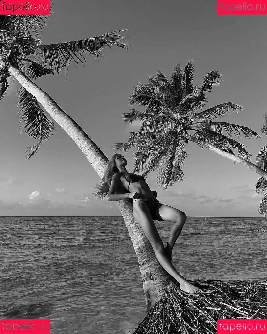 Pamela Reif / pamela_rf Onlyfans Photo Gallery 