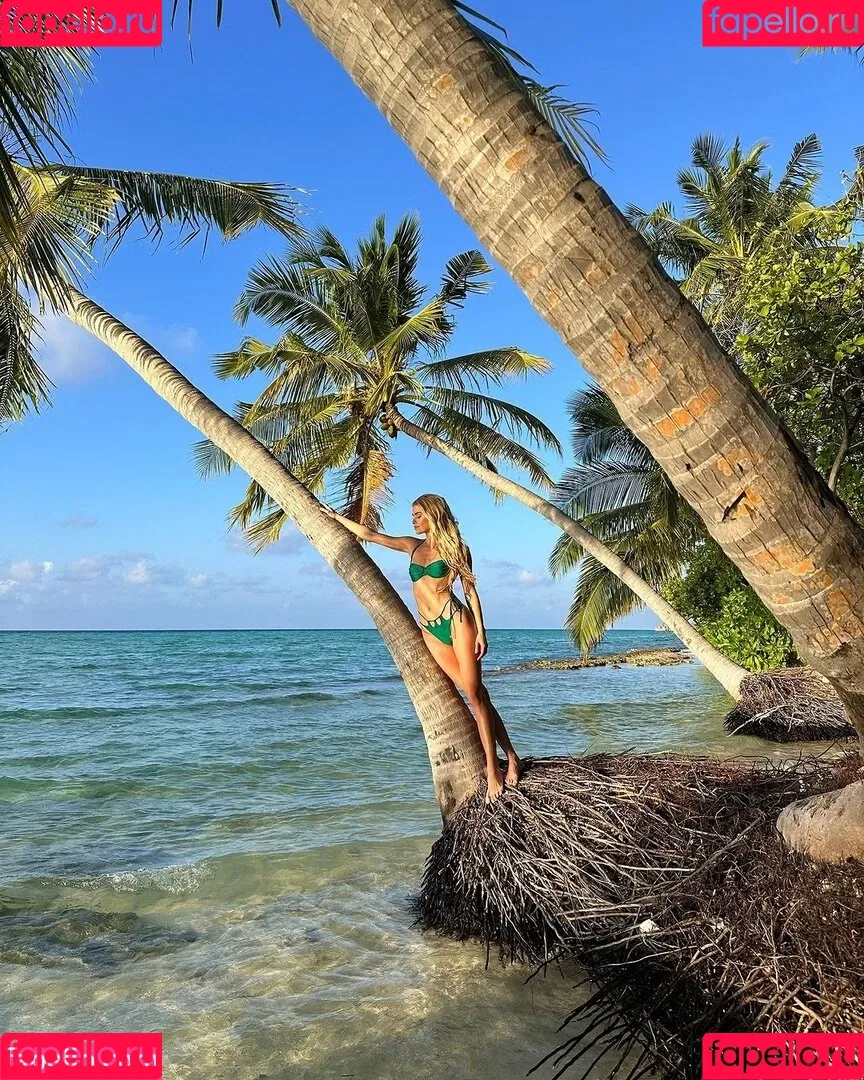 Pamela Reif / pamela_rf Onlyfans Photo Gallery 