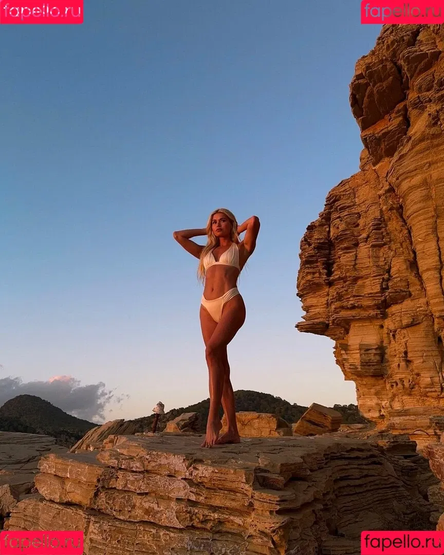 Pamela Reif / pamela_rf Onlyfans Photo Gallery 