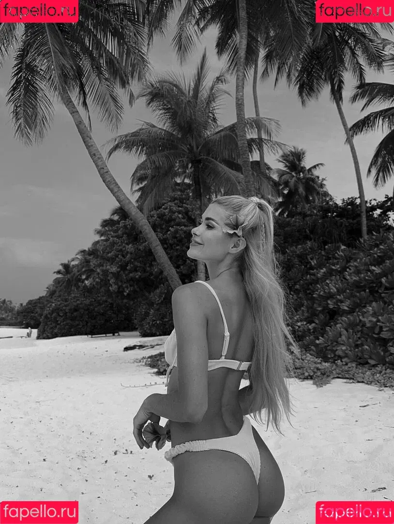 Pamela Reif / pamela_rf Onlyfans Photo Gallery 