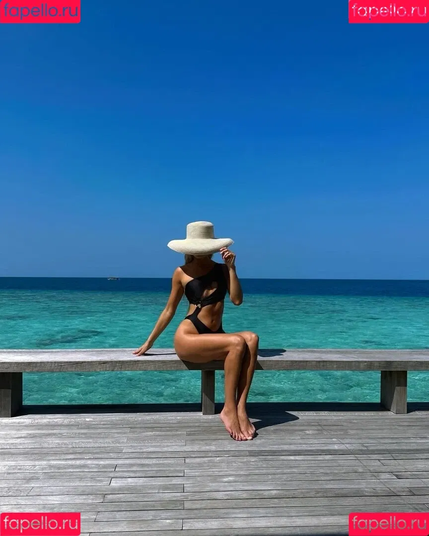 Pamela Reif / pamela_rf Onlyfans Photo Gallery 