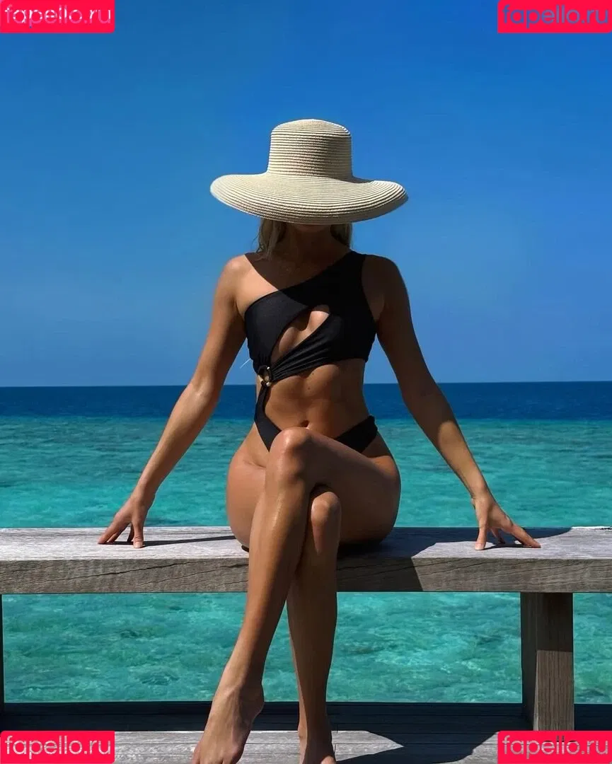 Pamela Reif / pamela_rf Onlyfans Photo Gallery 