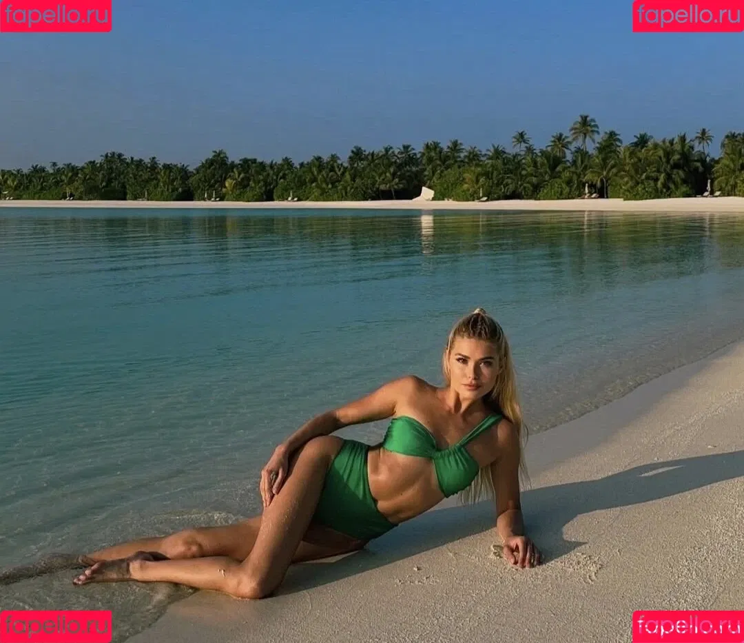 Pamela Reif / pamela_rf Onlyfans Photo Gallery 