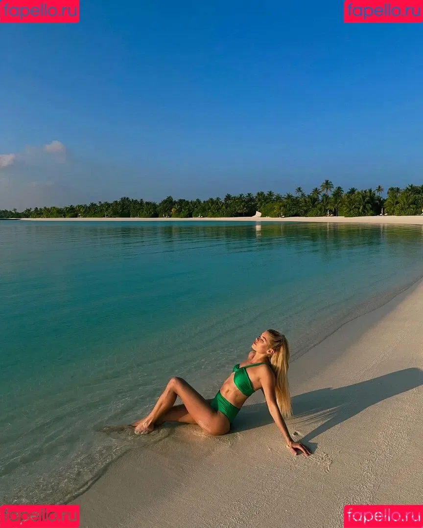 Pamela Reif / pamela_rf Onlyfans Photo Gallery 