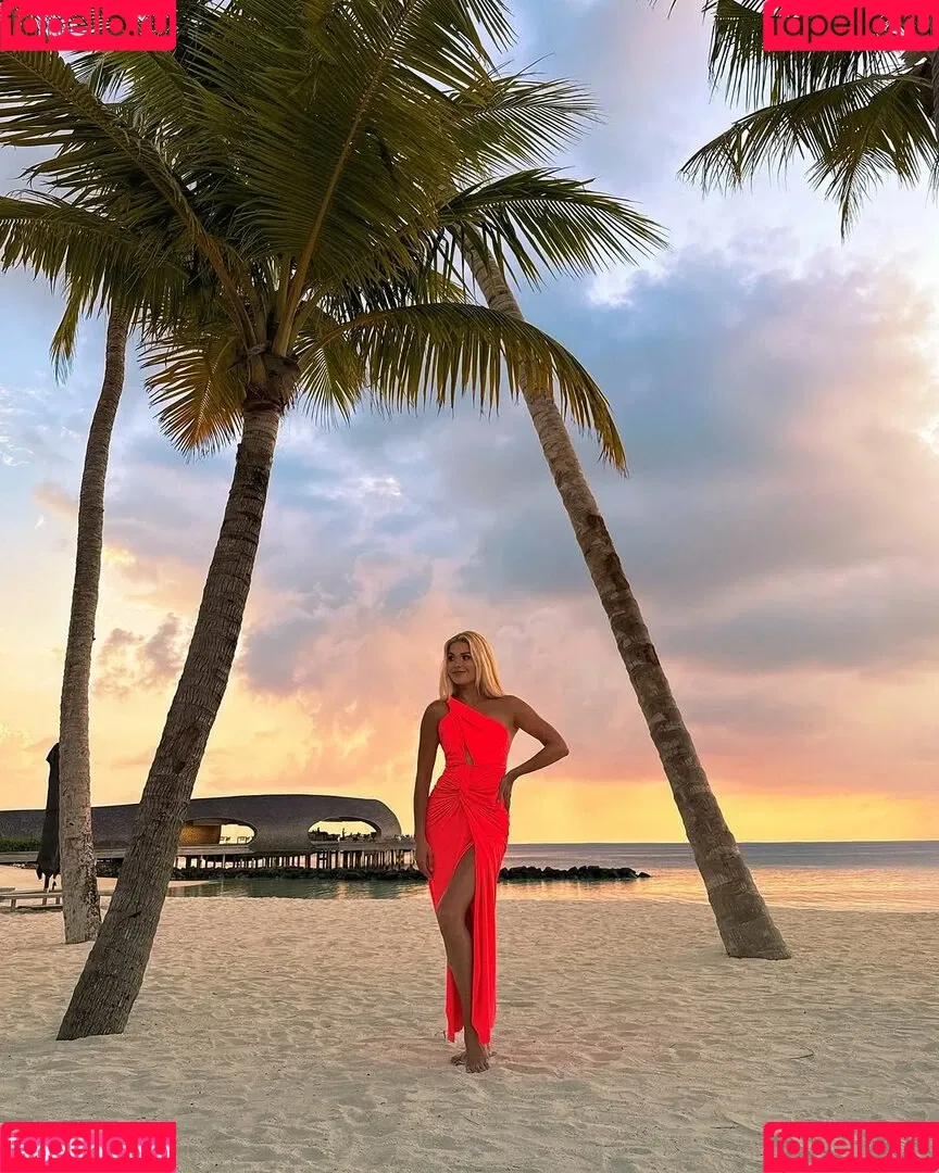 Pamela Reif / pamela_rf Onlyfans Photo Gallery 