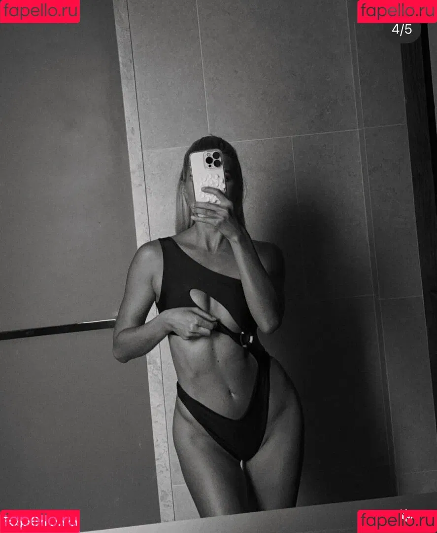 Pamela Reif / pamela_rf Onlyfans Photo Gallery 