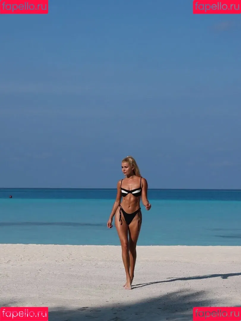 Pamela Reif / pamela_rf Onlyfans Photo Gallery 