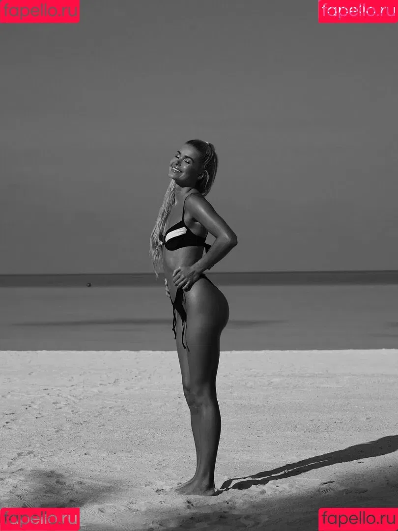 Pamela Reif / pamela_rf Onlyfans Photo Gallery 