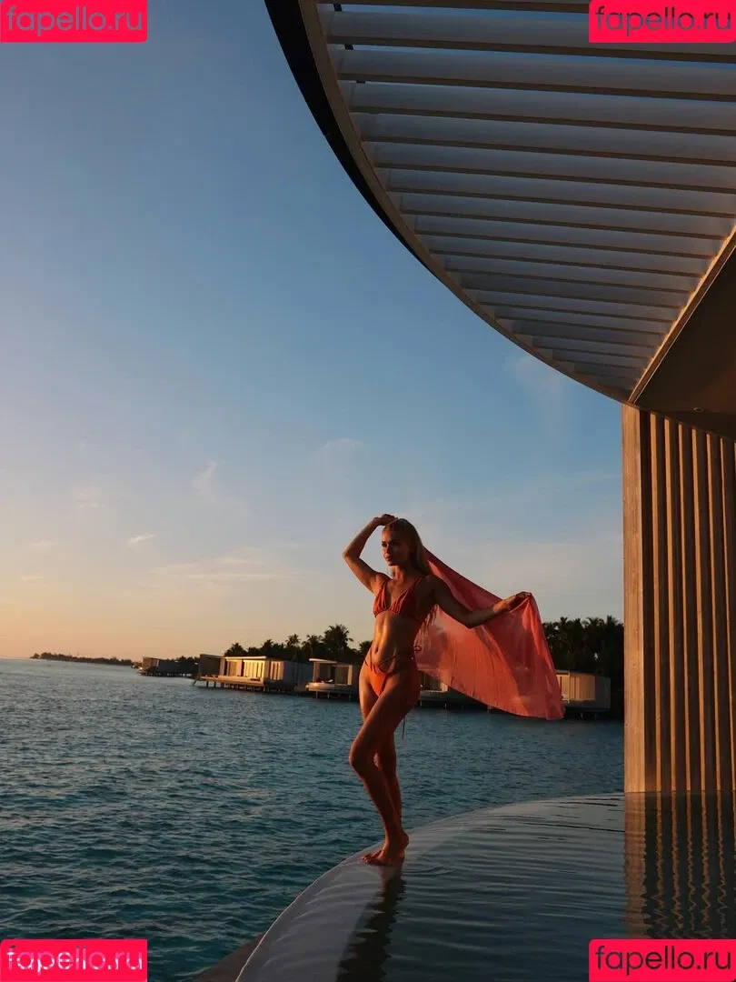 Pamela Reif / pamela_rf Onlyfans Photo Gallery 