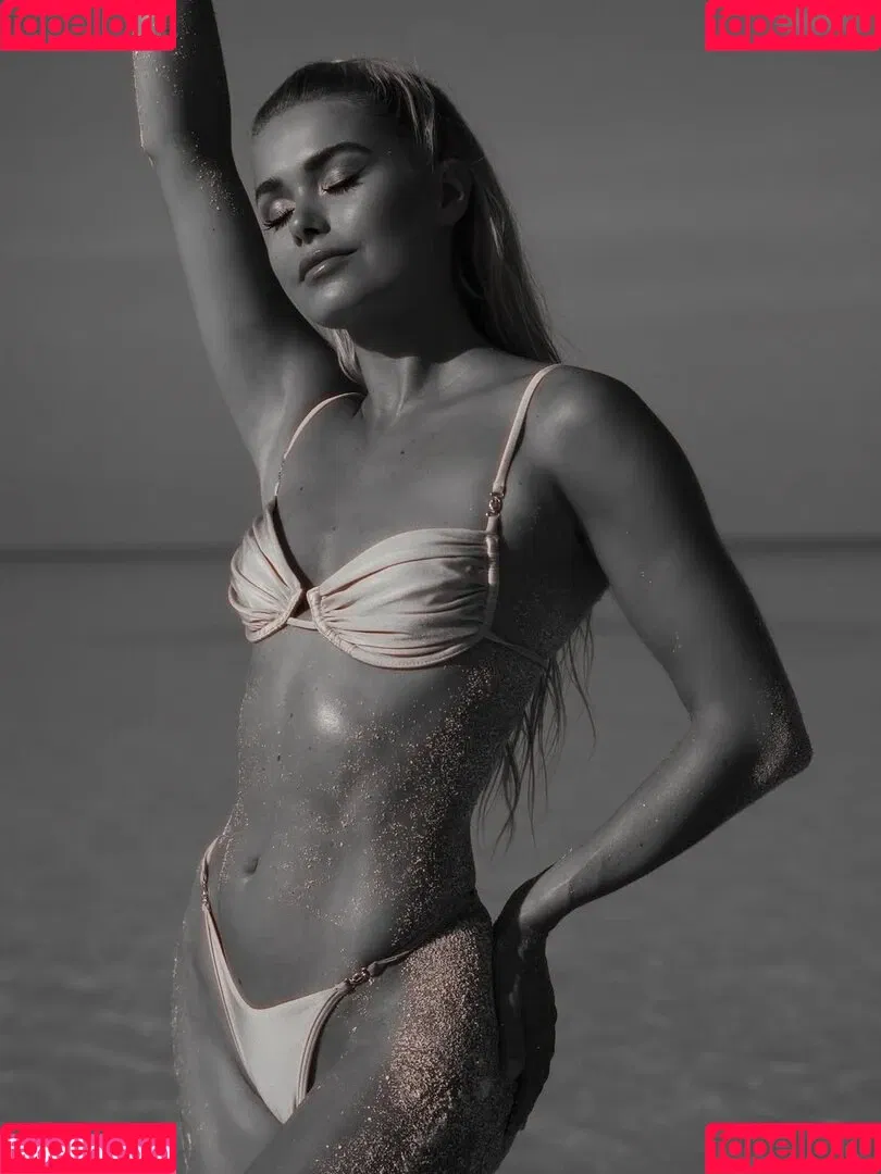 Pamela Reif / pamela_rf Onlyfans Photo Gallery 