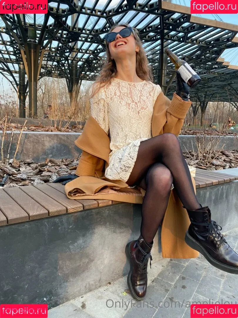 Amelie Lou / amelielou / amelielou4u / amelielou4u2 Onlyfans Photo Gallery 