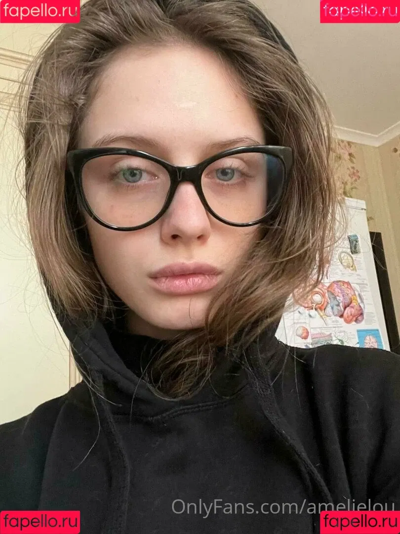 Amelie Lou / amelielou / amelielou4u / amelielou4u2 Onlyfans Photo Gallery 