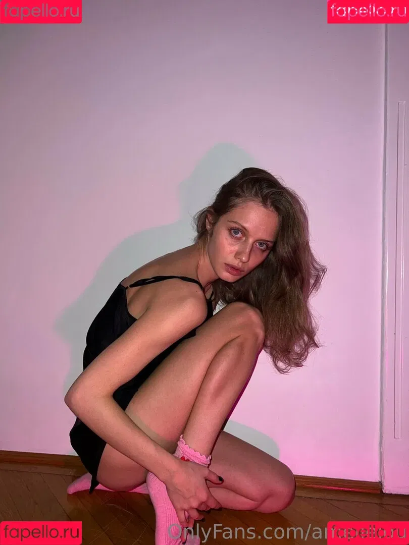 Amelie Lou / amelielou / amelielou4u / amelielou4u2 Onlyfans Photo Gallery 