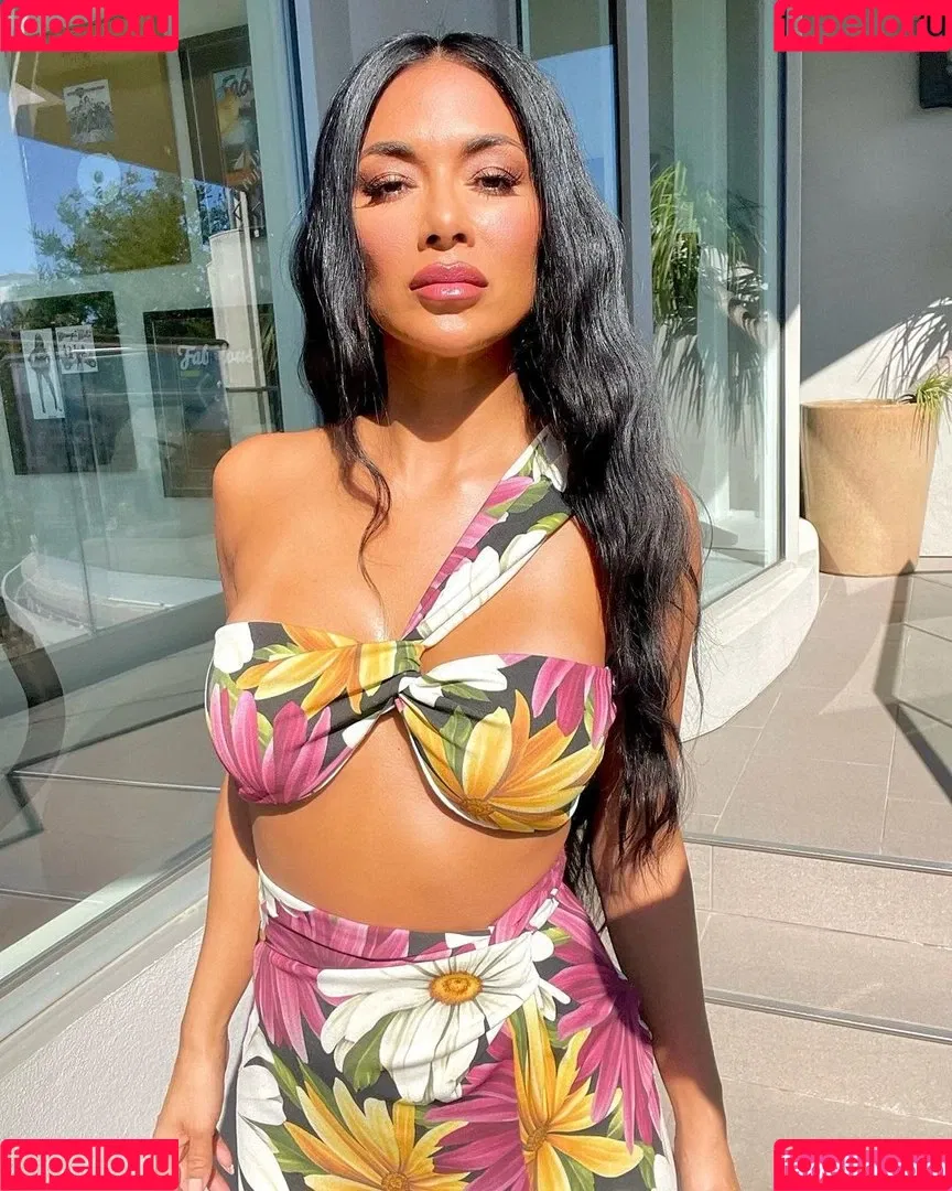 Nicole Scherzinger / NicoleScherzy / nicole_scherzinger / nicolescherzinger Onlyfans Photo Gallery 