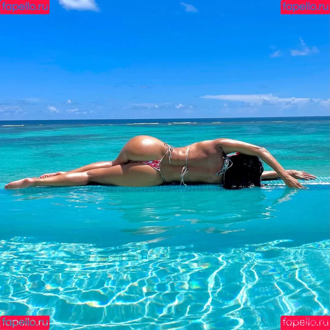 Nicole Scherzinger / NicoleScherzy / nicole_scherzinger / nicolescherzinger Onlyfans Photo Gallery 