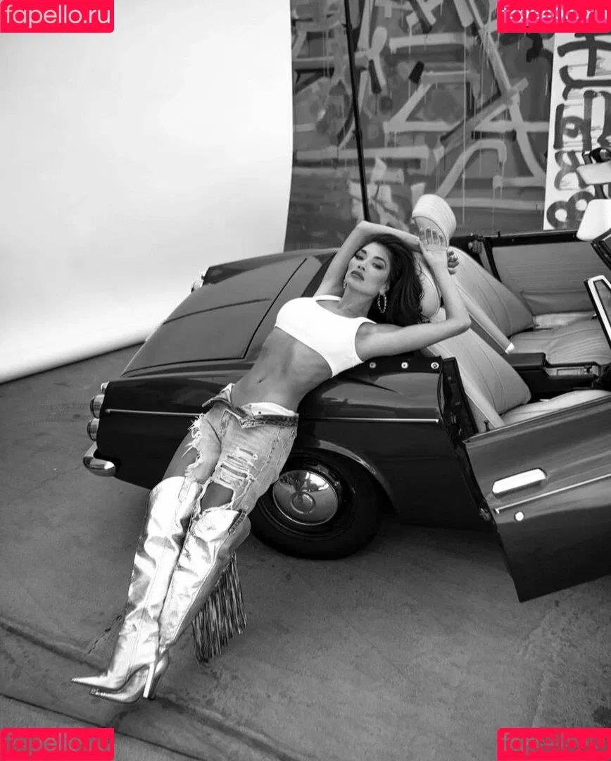 Nicole Scherzinger / NicoleScherzy / nicole_scherzinger / nicolescherzinger Onlyfans Photo Gallery 