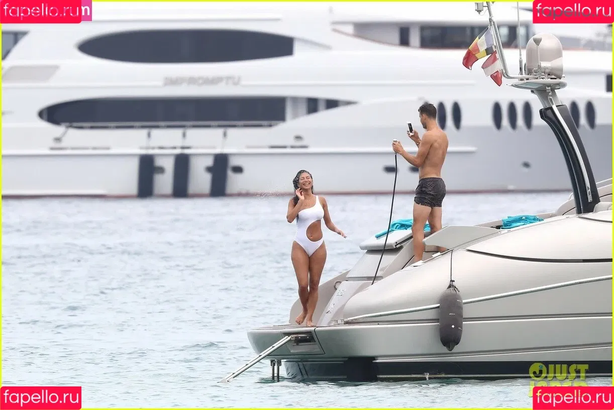 Nicole Scherzinger / NicoleScherzy / nicole_scherzinger / nicolescherzinger Onlyfans Photo Gallery 