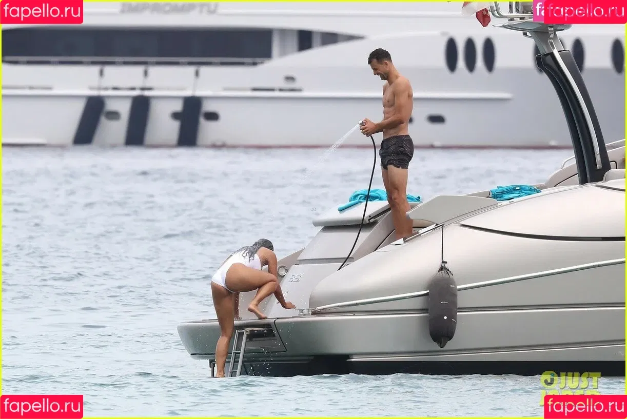 Nicole Scherzinger / NicoleScherzy / nicole_scherzinger / nicolescherzinger Onlyfans Photo Gallery 