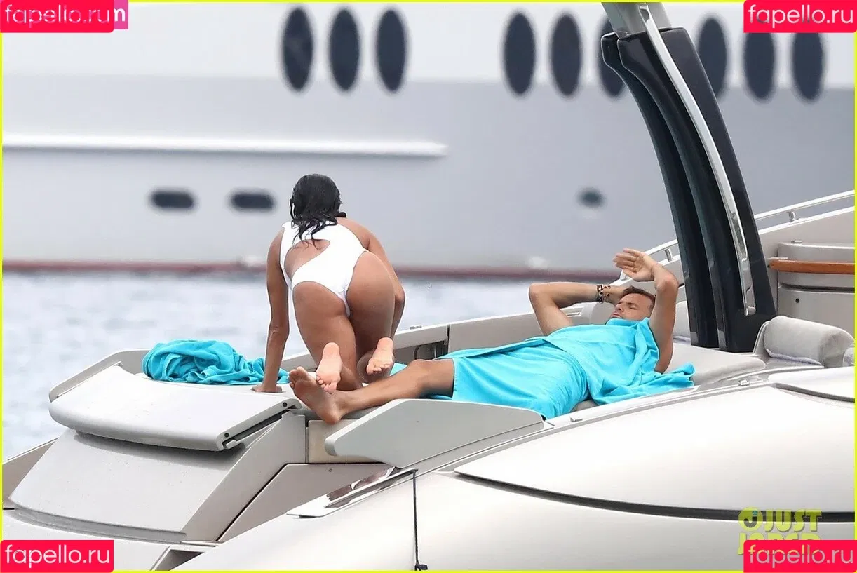 Nicole Scherzinger / NicoleScherzy / nicole_scherzinger / nicolescherzinger Onlyfans Photo Gallery 