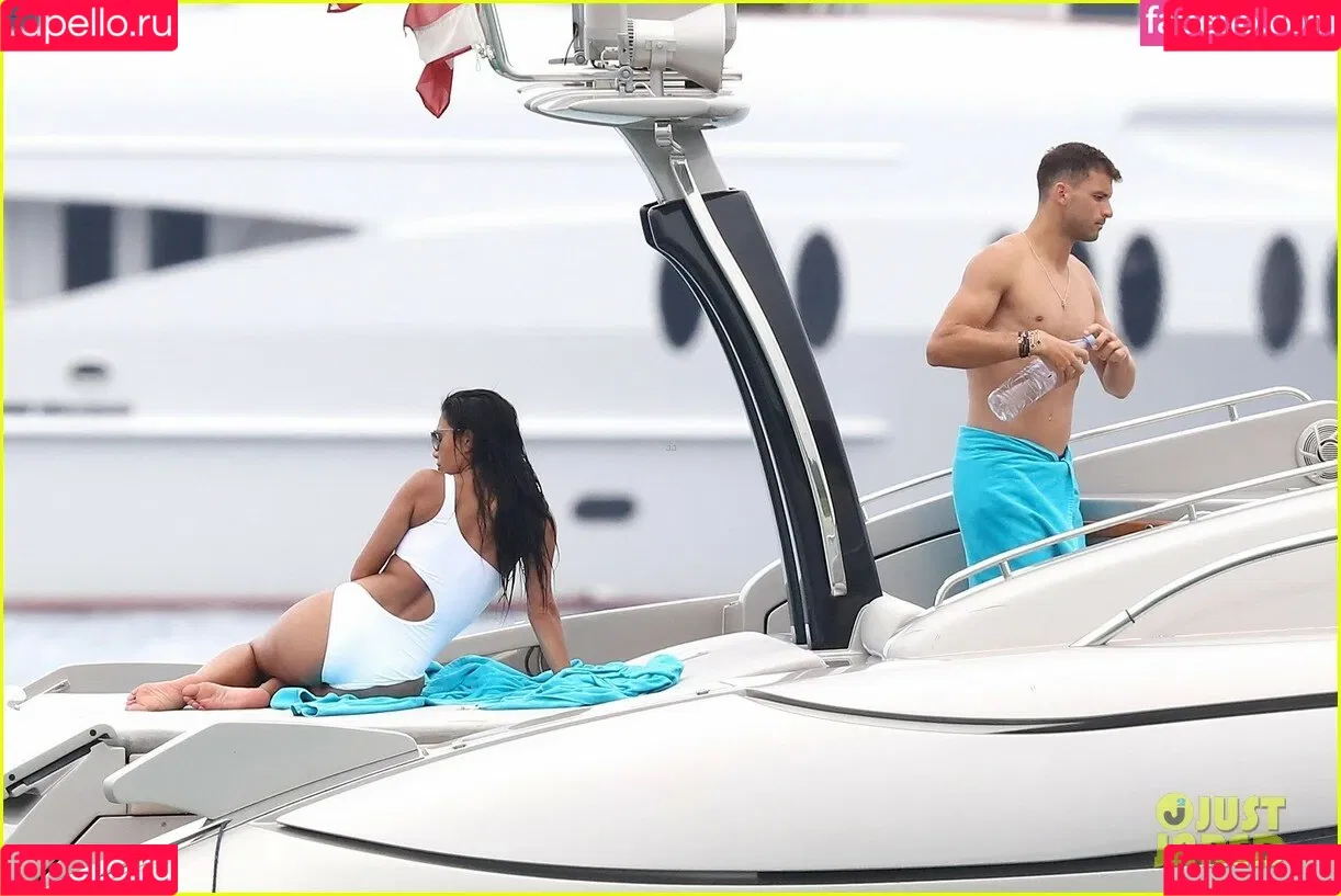 Nicole Scherzinger / NicoleScherzy / nicole_scherzinger / nicolescherzinger Onlyfans Photo Gallery 