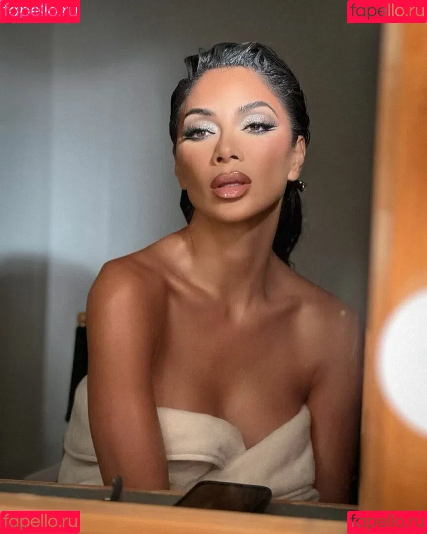 Nicole Scherzinger / NicoleScherzy / nicole_scherzinger / nicolescherzinger Onlyfans Photo Gallery 