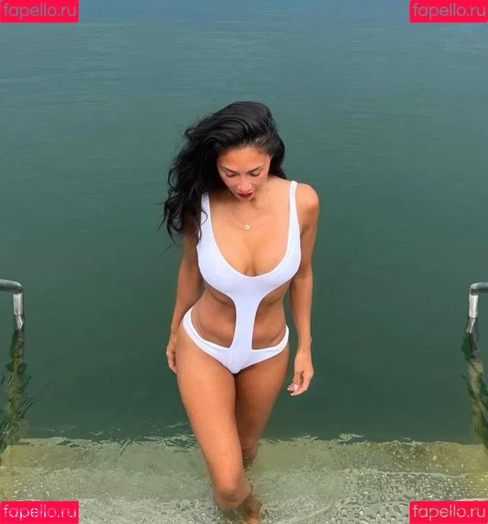 Nicole Scherzinger / NicoleScherzy / nicole_scherzinger / nicolescherzinger Onlyfans Photo Gallery 