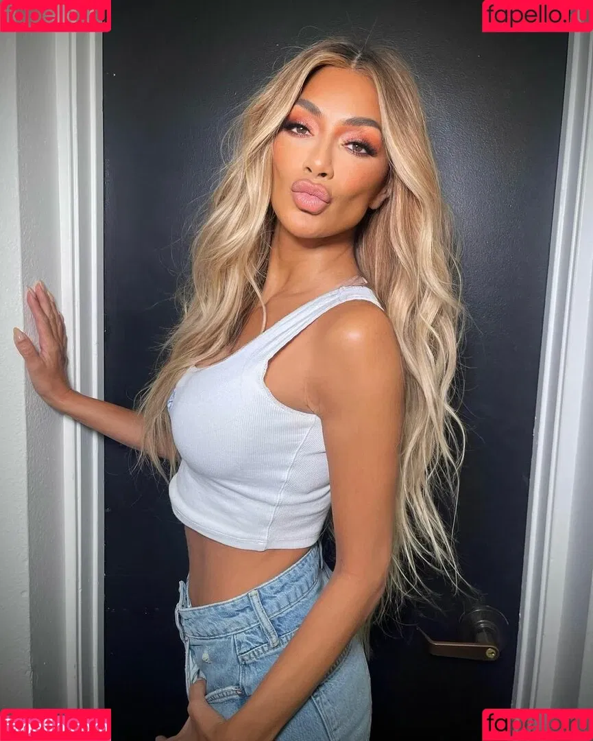 Nicole Scherzinger / NicoleScherzy / nicole_scherzinger / nicolescherzinger Onlyfans Photo Gallery 