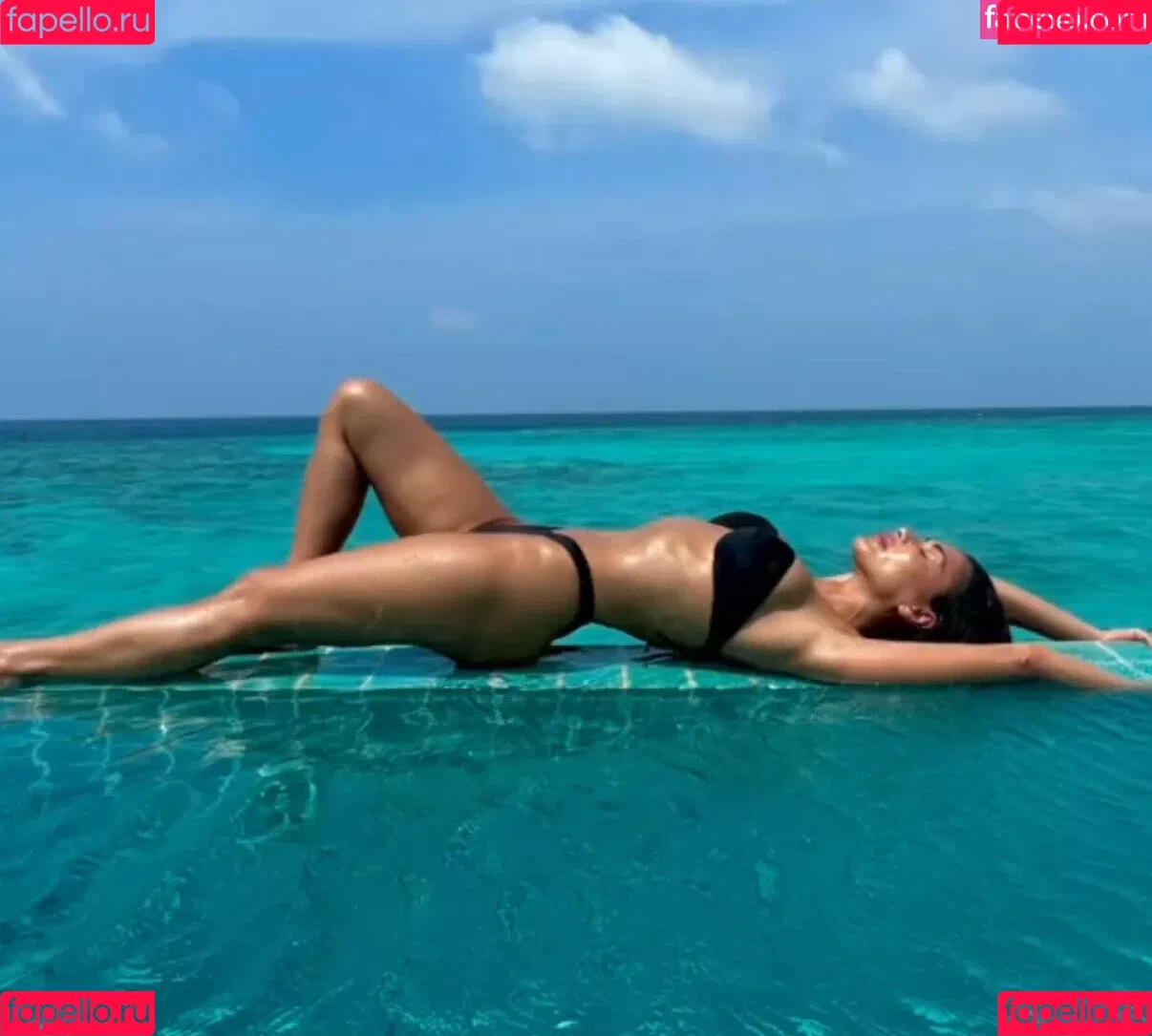 Nicole Scherzinger / NicoleScherzy / nicole_scherzinger / nicolescherzinger Onlyfans Photo Gallery 