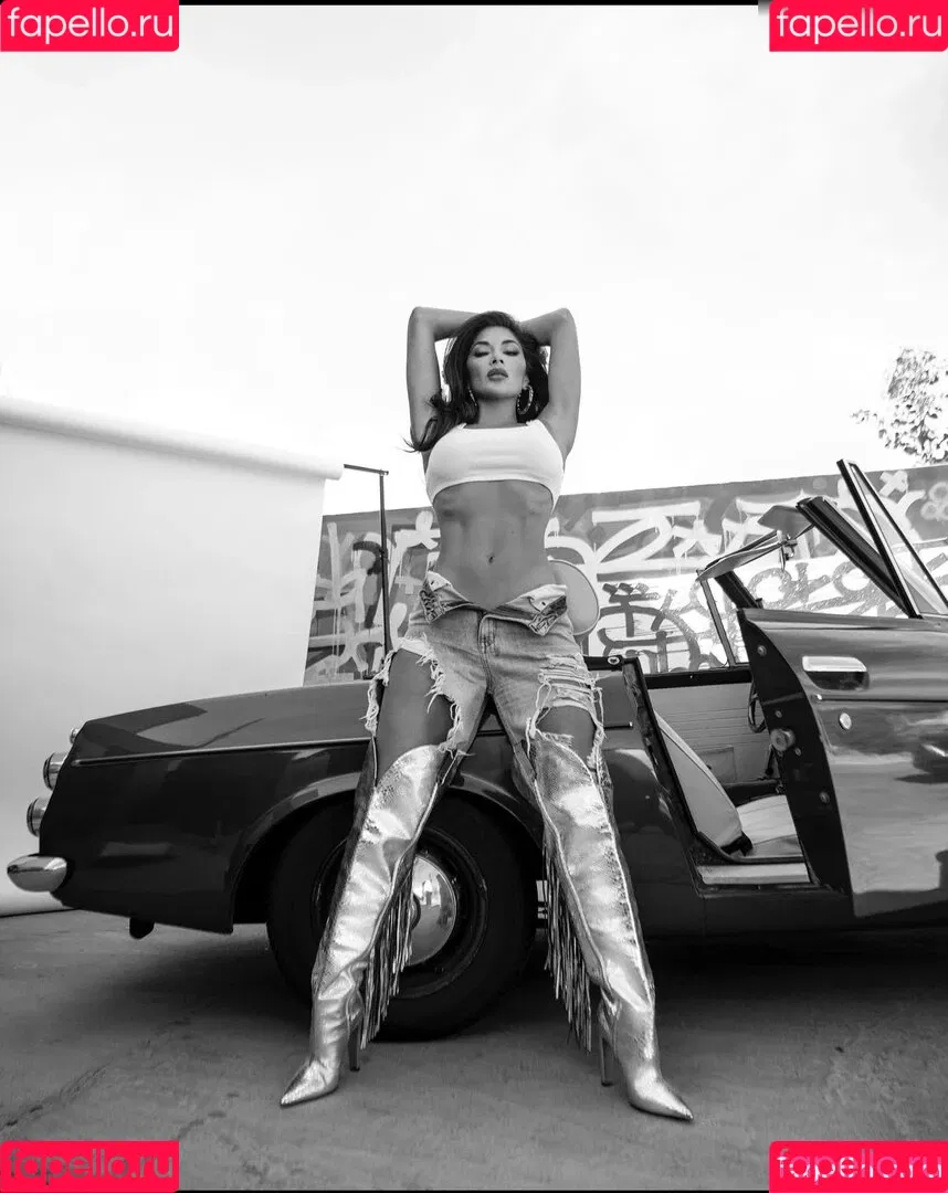 Nicole Scherzinger / NicoleScherzy / nicole_scherzinger / nicolescherzinger Onlyfans Photo Gallery 