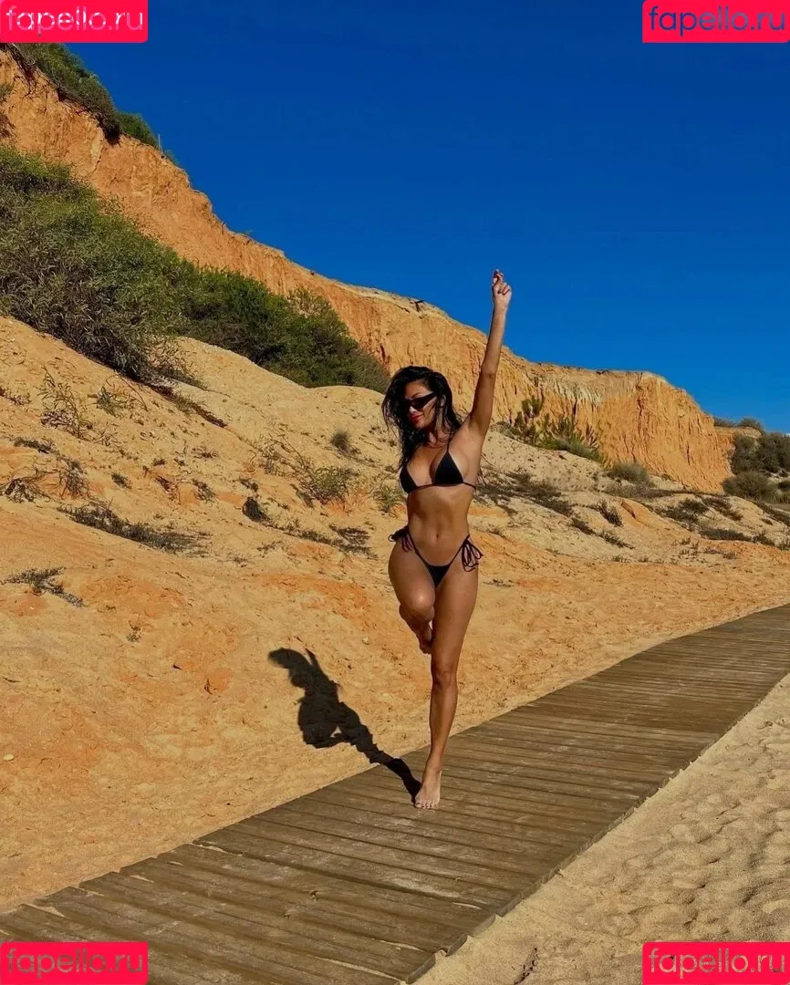 Nicole Scherzinger / NicoleScherzy / nicole_scherzinger / nicolescherzinger Onlyfans Photo Gallery 