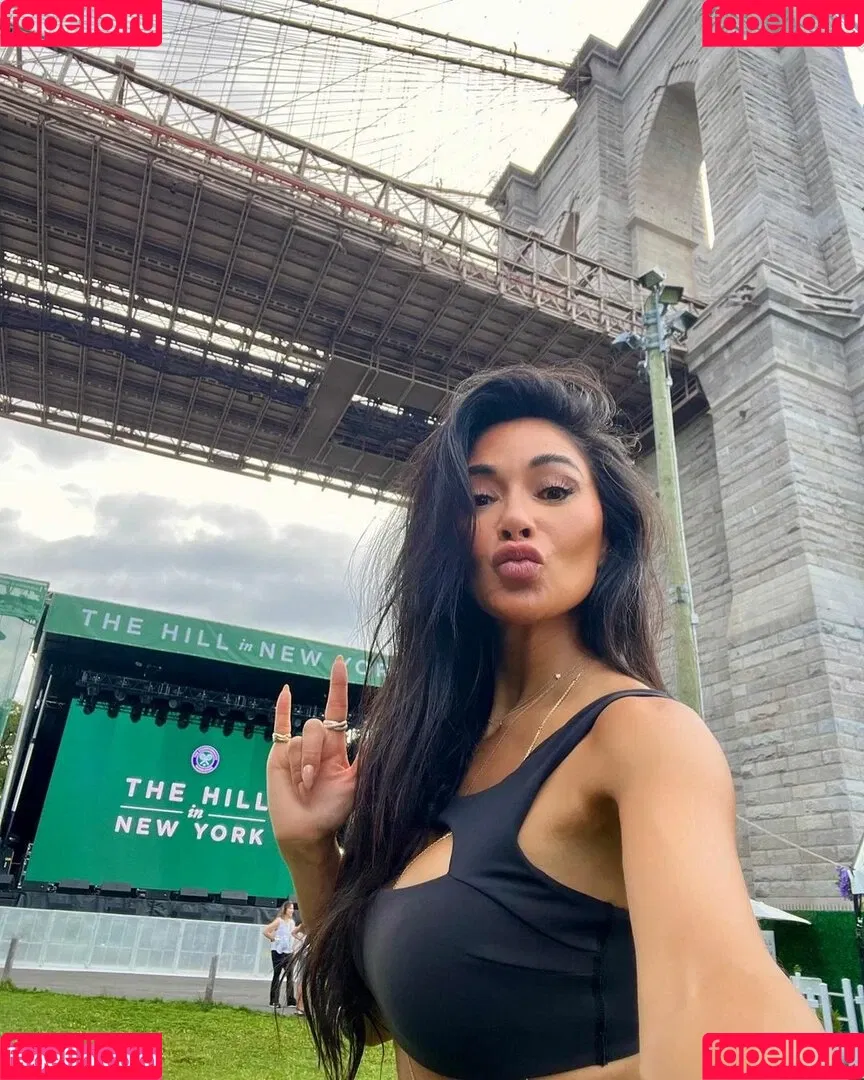 Nicole Scherzinger / NicoleScherzy / nicole_scherzinger / nicolescherzinger Onlyfans Photo Gallery 