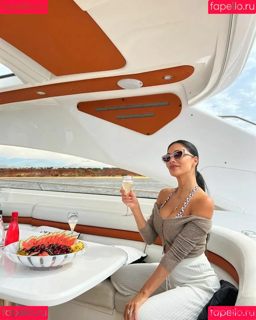 Nicole Scherzinger / NicoleScherzy / nicole_scherzinger / nicolescherzinger Onlyfans Photo Gallery 