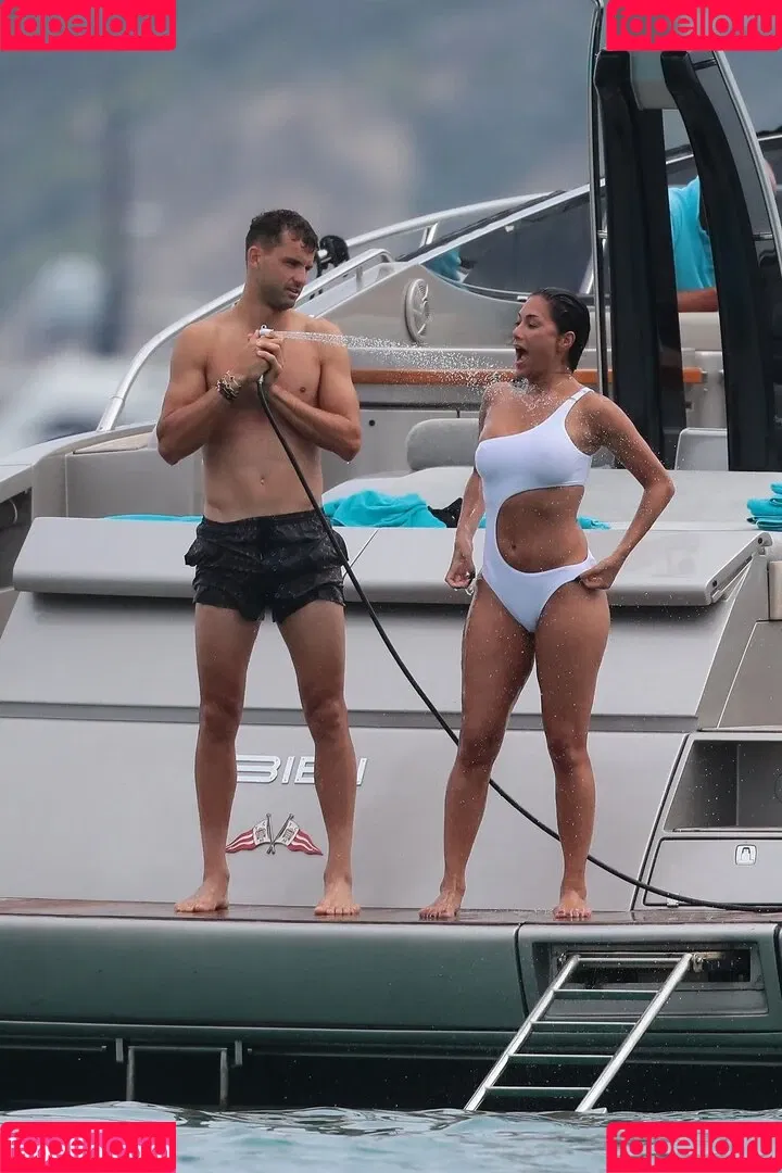 Nicole Scherzinger / NicoleScherzy / nicole_scherzinger / nicolescherzinger Onlyfans Photo Gallery 