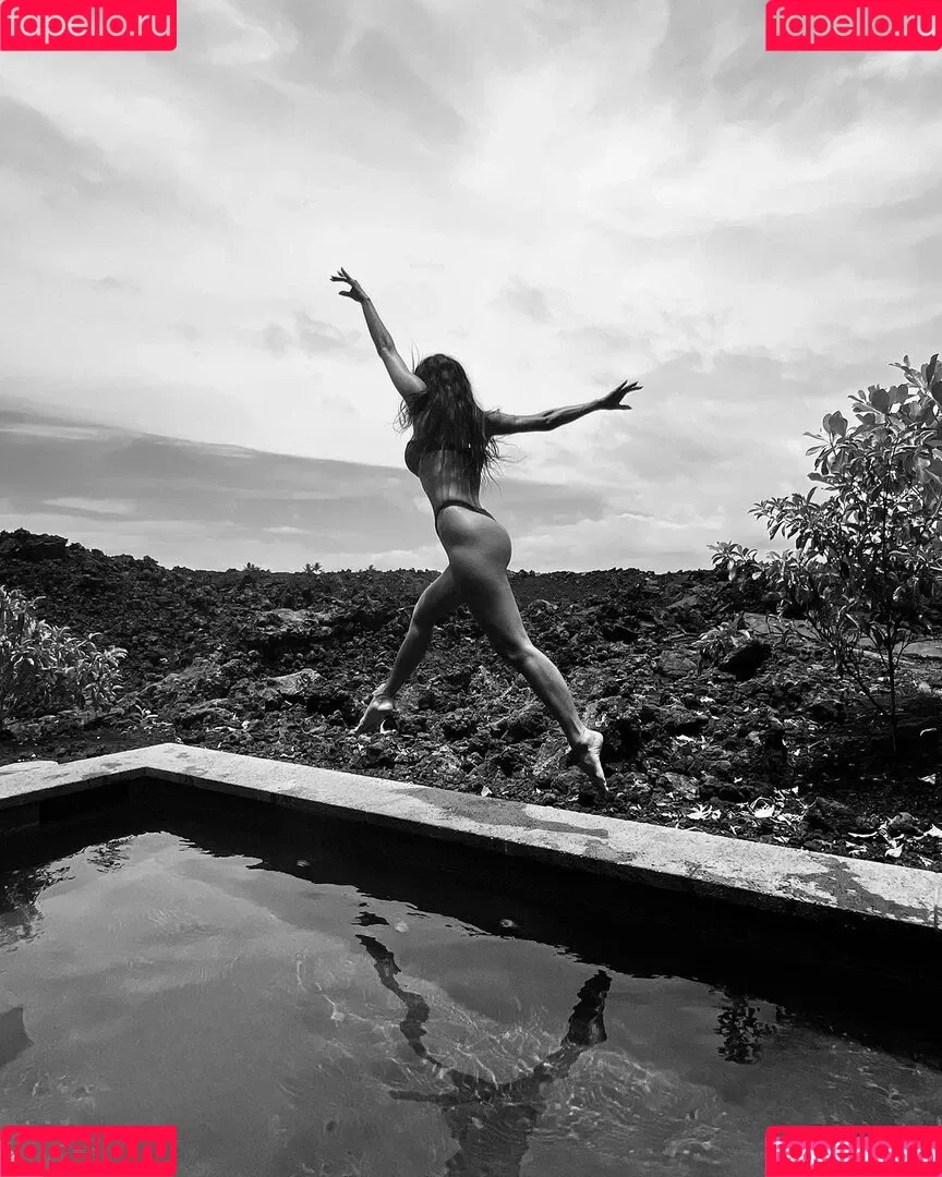 Nicole Scherzinger / NicoleScherzy / nicole_scherzinger / nicolescherzinger Onlyfans Photo Gallery 