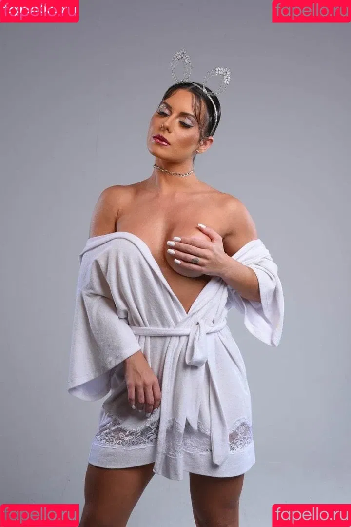 Aricia Silva / aricia_princesa / ariciasilva / ex-panicat Onlyfans Photo Gallery 